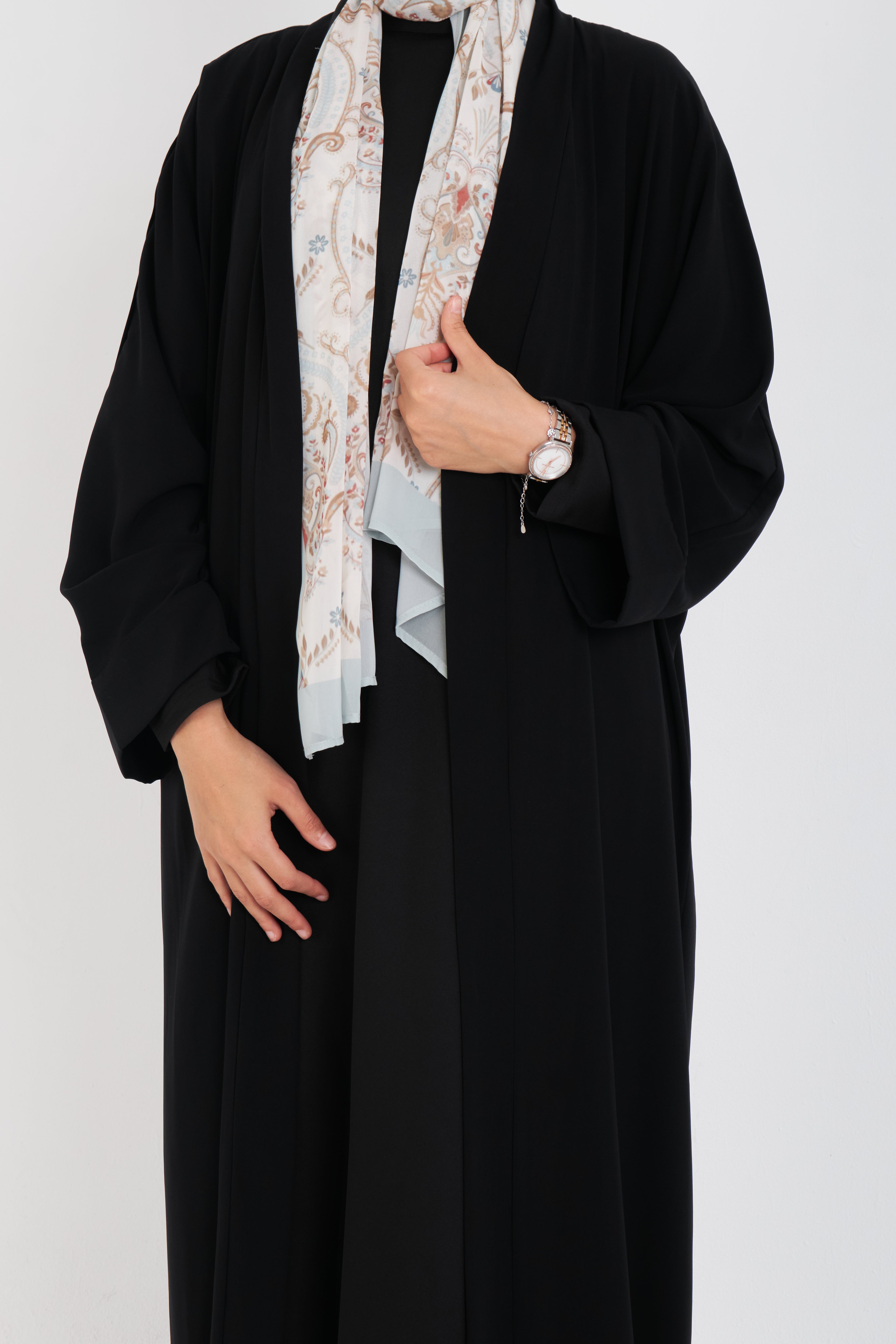 كيمونو أسود