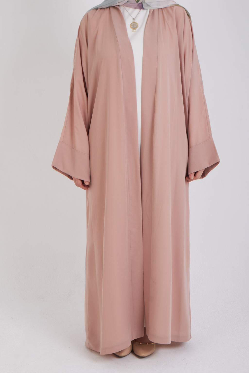 مسحوق الخوخ كيمونو