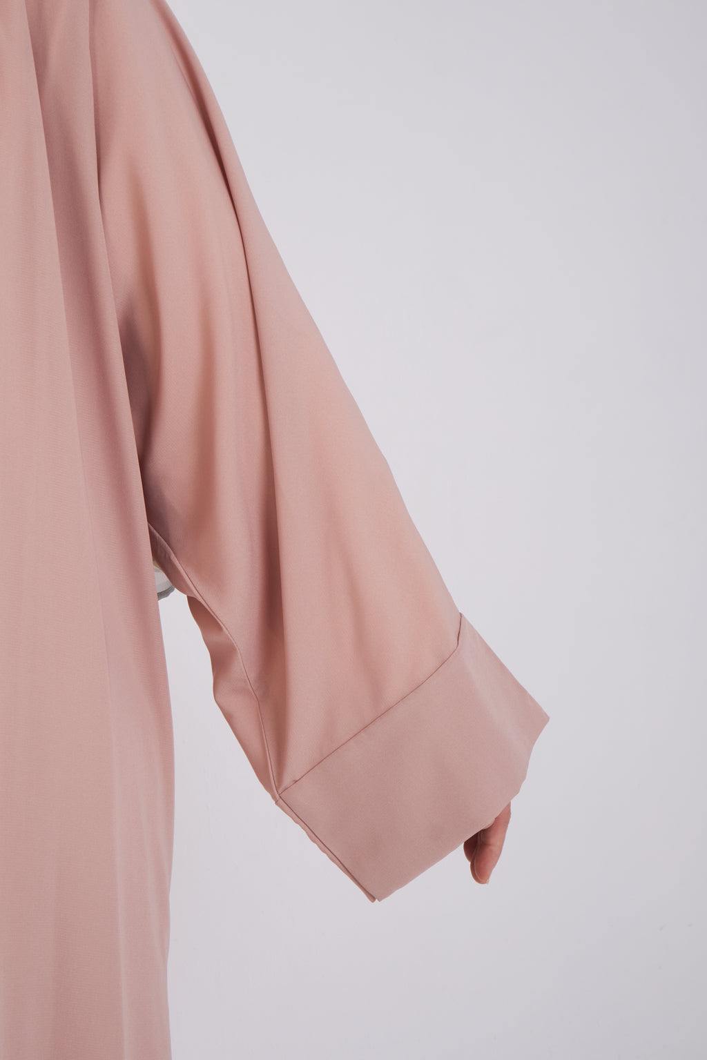 مسحوق الخوخ كيمونو