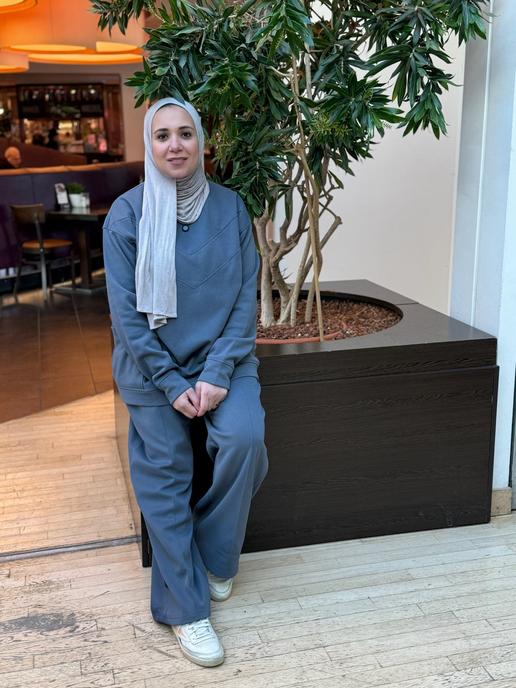 Grau Zweteiler - Model 1