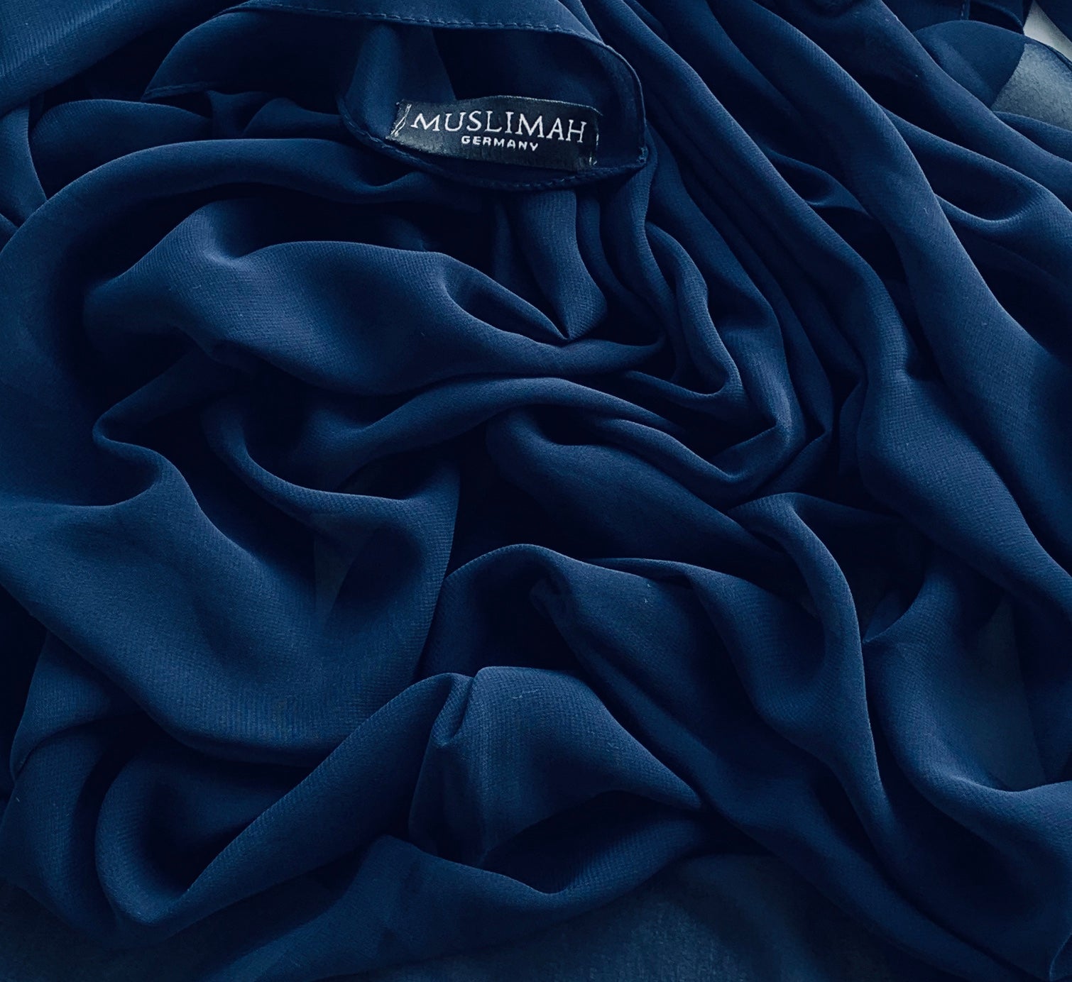 Dark Blue Premium Chiffon Hijab - Muslimah.de