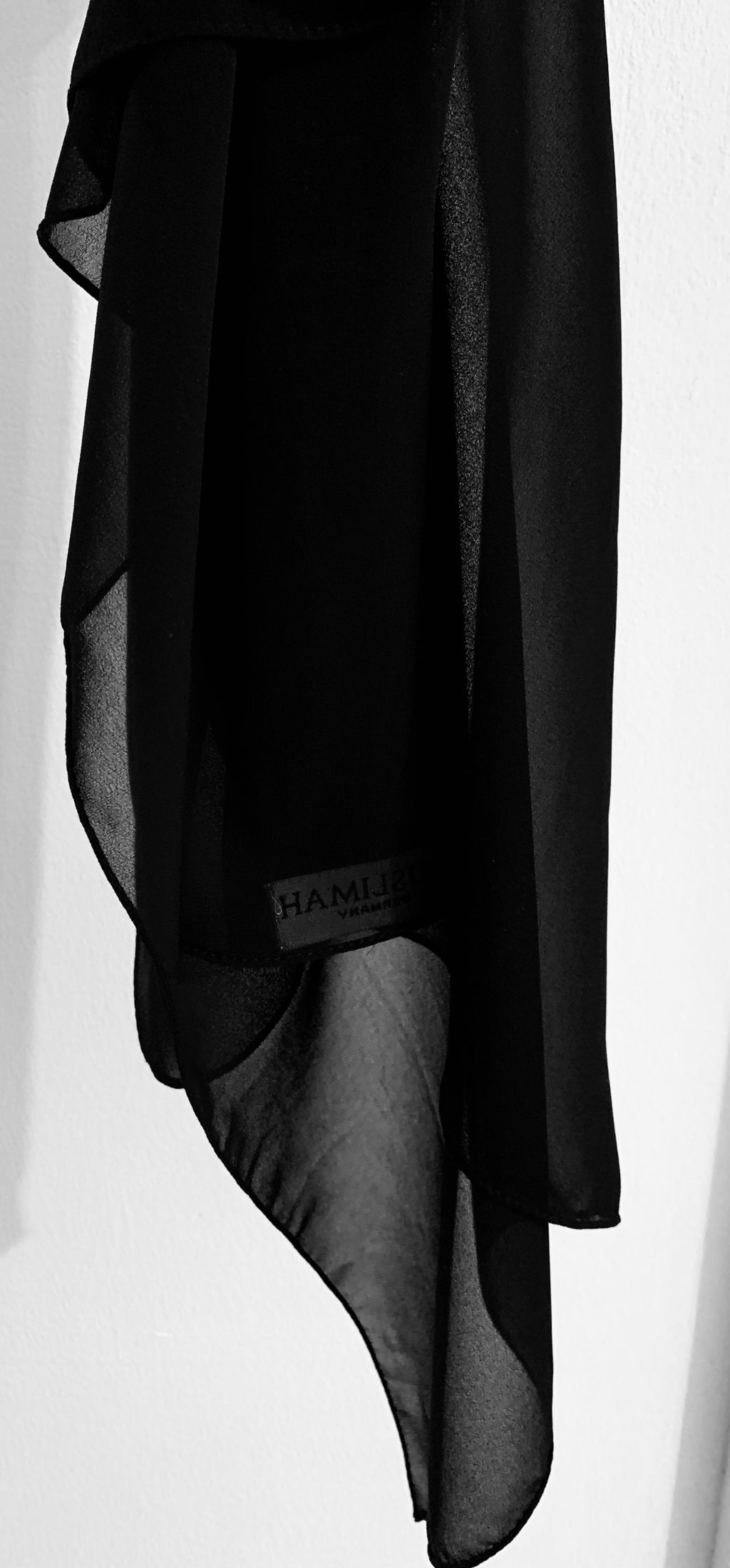Black Premium Chiffon Hijab - Muslimah.de