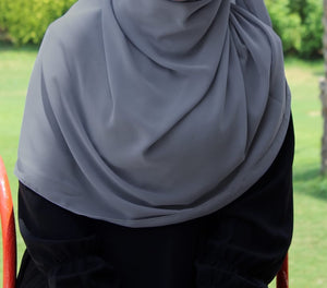 Grey Khimar Chiffon - Muslimah.de