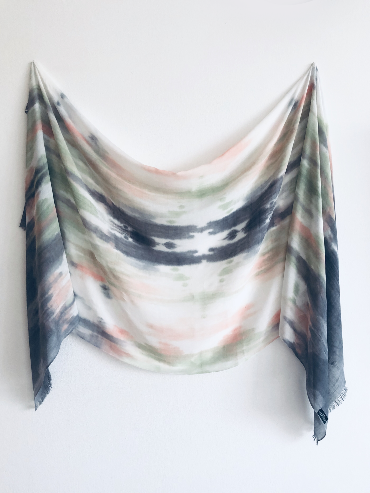 Delicate Grey - Muslimah.de